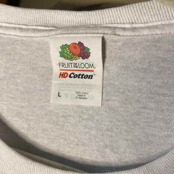FRUIT OF THE LOOM NWOT graphic tee - Picture 3 of 4